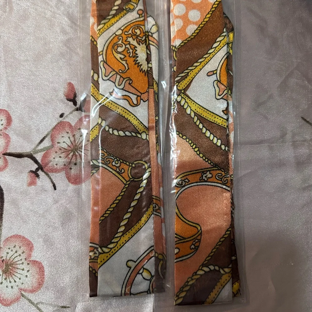 Chic Patterned Scarf set in Orange and Brown